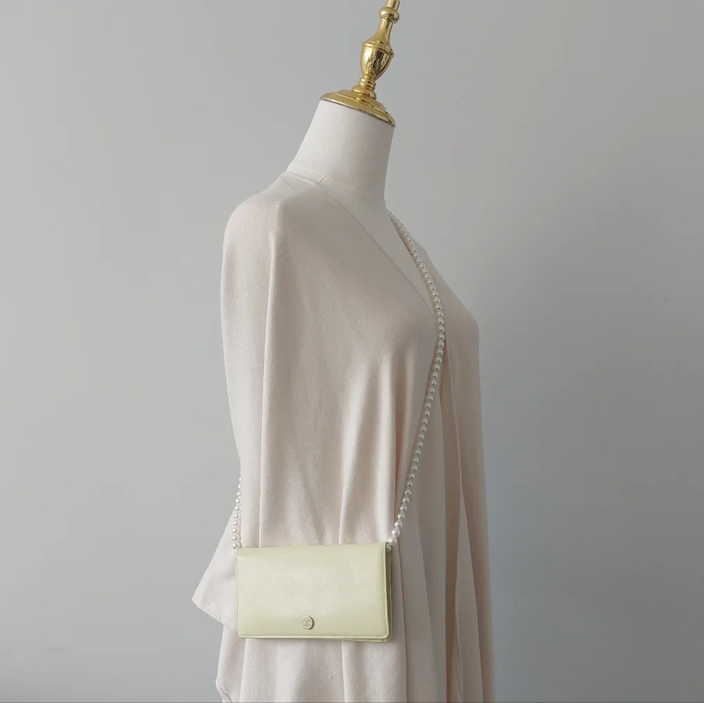 💛CHANEL Classic Authentic Wallet/Clutch💛